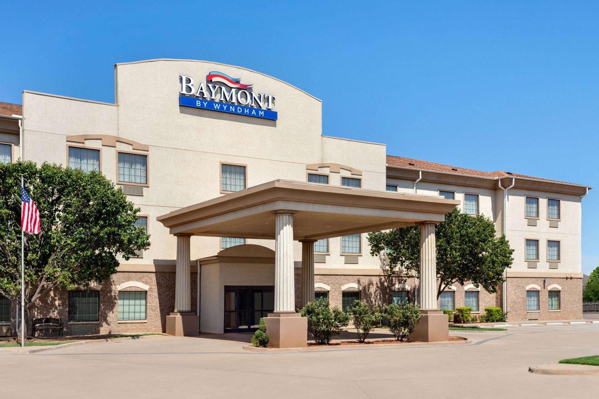 Baymont By Wyndham Wichita Falls Bagian luar foto